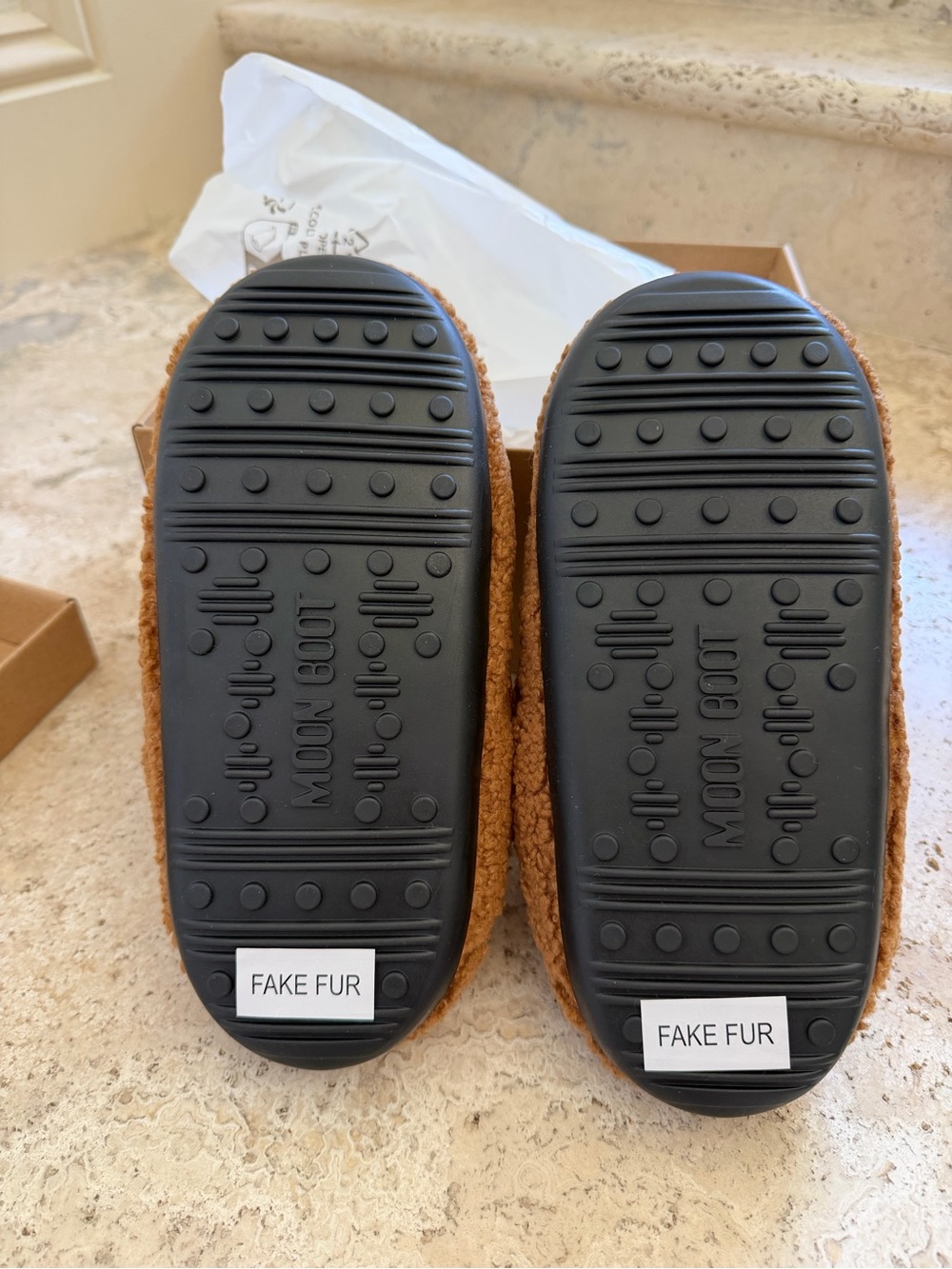 NWT Moon Boot Teddy Slipper Sz EU 38 - Picture 6 of 7